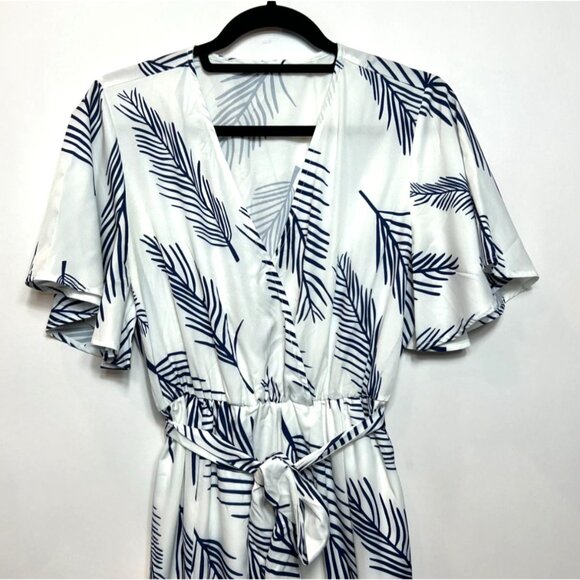 Cupshe Belted Abstract Leaf Print Midi Dress White & Navy Blue Wrap Style Large - Picture 6 of 10